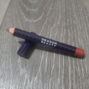 *Free Dragun Beauty Lip Job Liner